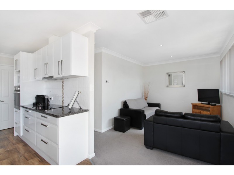 12 Kyooma Street, Tamworth NSW 2340