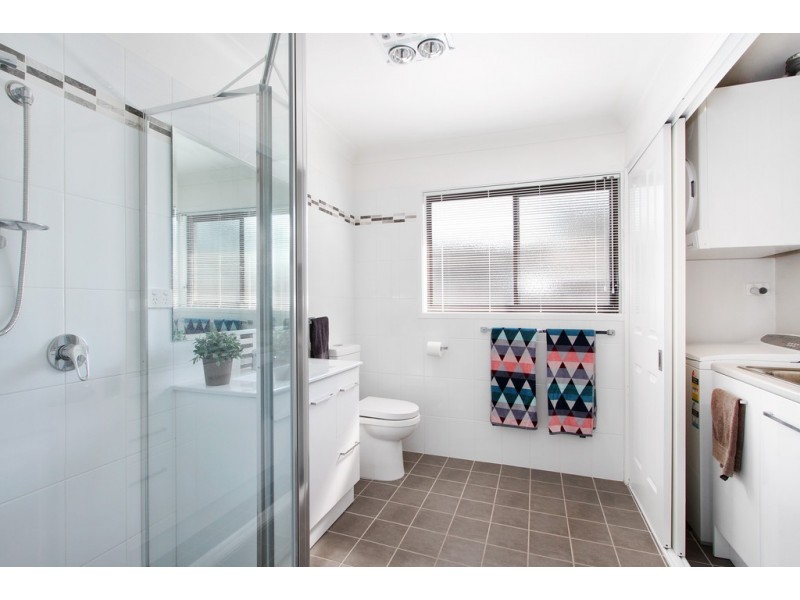 12 Kyooma Street, Tamworth NSW 2340