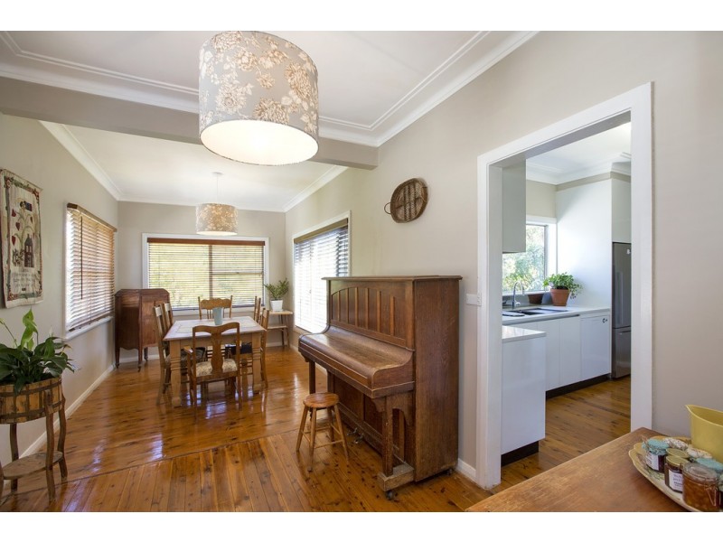 8 Yarral Avenue, Tamworth NSW 2340