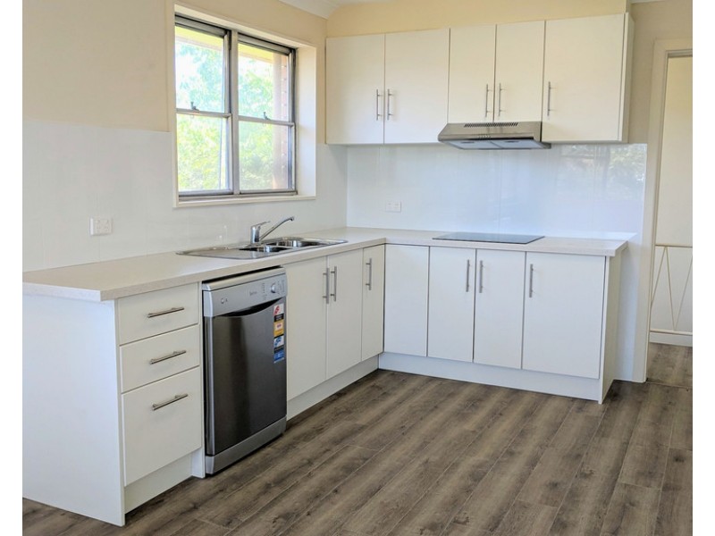 18 Gipps Street, Tamworth NSW 2340