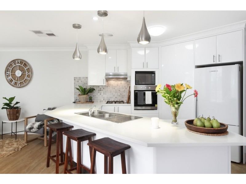 3 Woodside Road, Tamworth NSW 2340