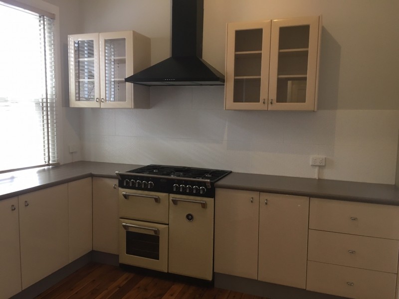 107 Carthage Street, Tamworth NSW 2340