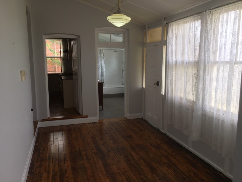 107 Carthage Street, Tamworth NSW 2340