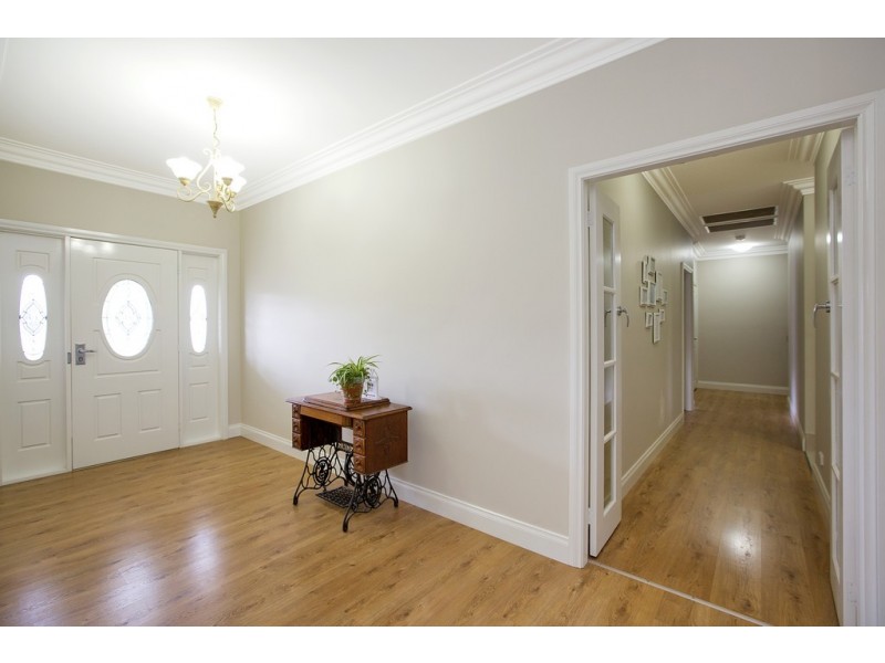 27 Edward Street, Moonbi NSW 2353