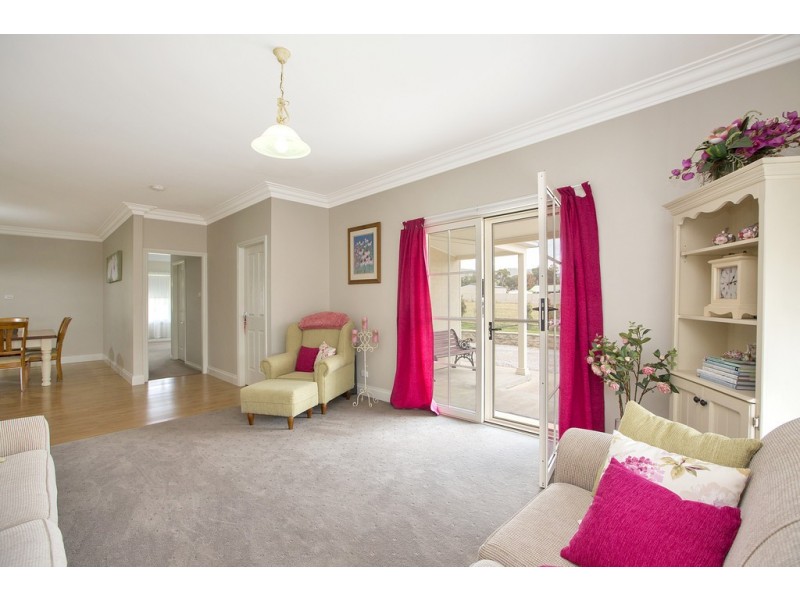 27 Edward Street, Moonbi NSW 2353