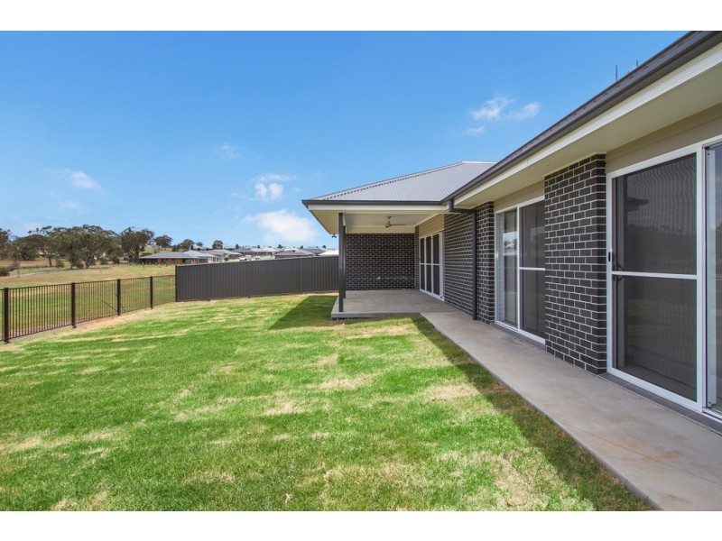 36 Kingham Street, Tamworth NSW 2340