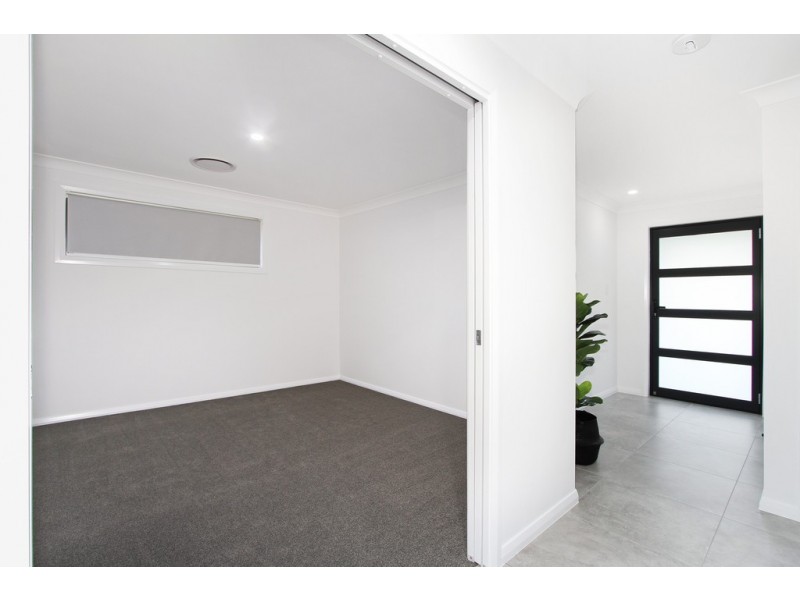 9 Sherborne Street, Tamworth NSW 2340