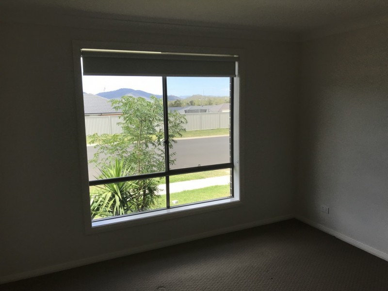 5 Barber Street, Kootingal NSW 2352