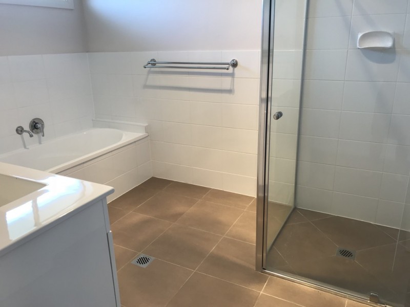 5 Barber Street, Kootingal NSW 2352