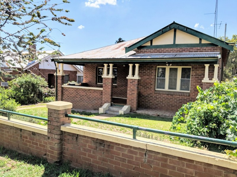44 Roderick Street, East Tamworth NSW 2340