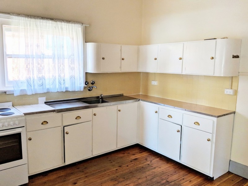 44 Roderick Street, East Tamworth NSW 2340