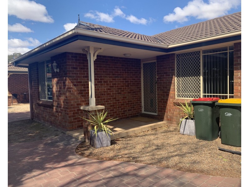 2/36 William Street, Tamworth NSW 2340