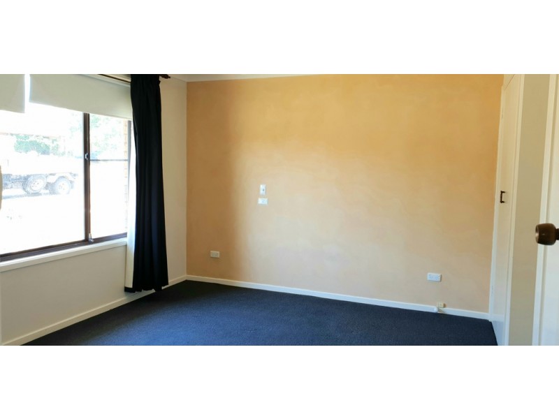 14 Osprey Way, Tamworth NSW 2340