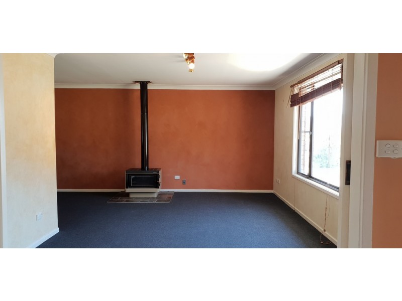 14 Osprey Way, Tamworth NSW 2340