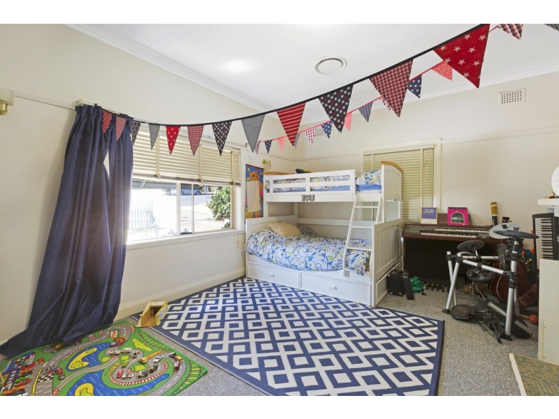 135 Upper Street, Tamworth NSW 2340