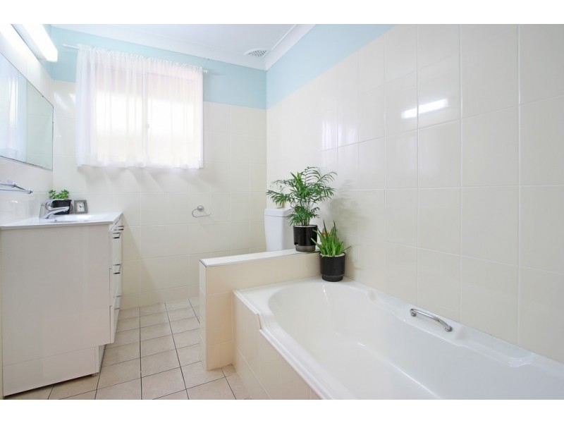 64 Arinya Street, Tamworth NSW 2340