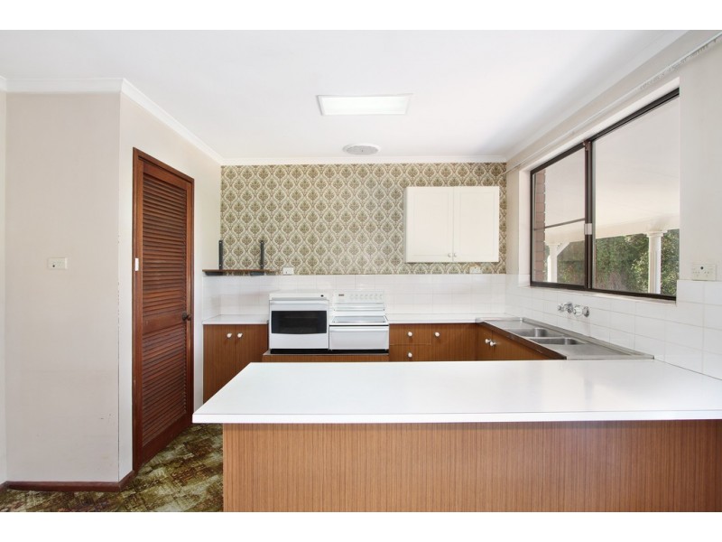 35 Golf Street, Tamworth NSW 2340