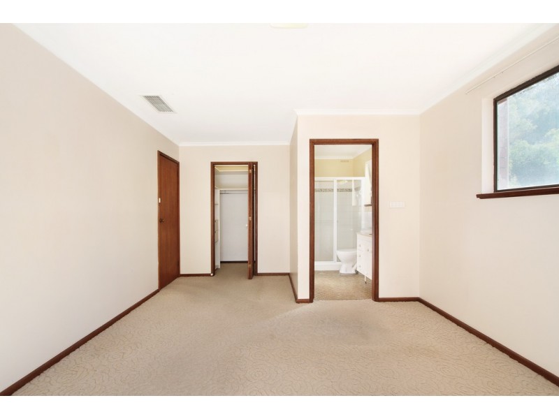 35 Golf Street, Tamworth NSW 2340