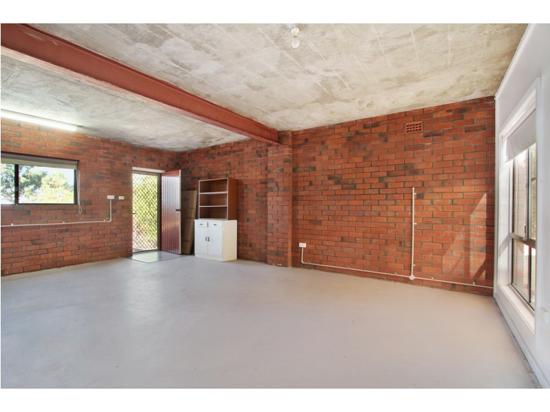 35 Golf Street, Tamworth NSW 2340