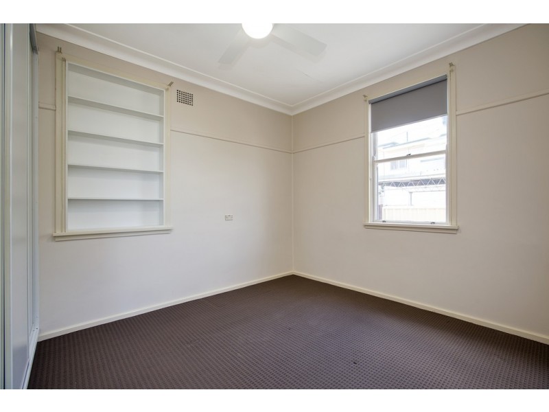 1 Swan Street, Tamworth NSW 2340