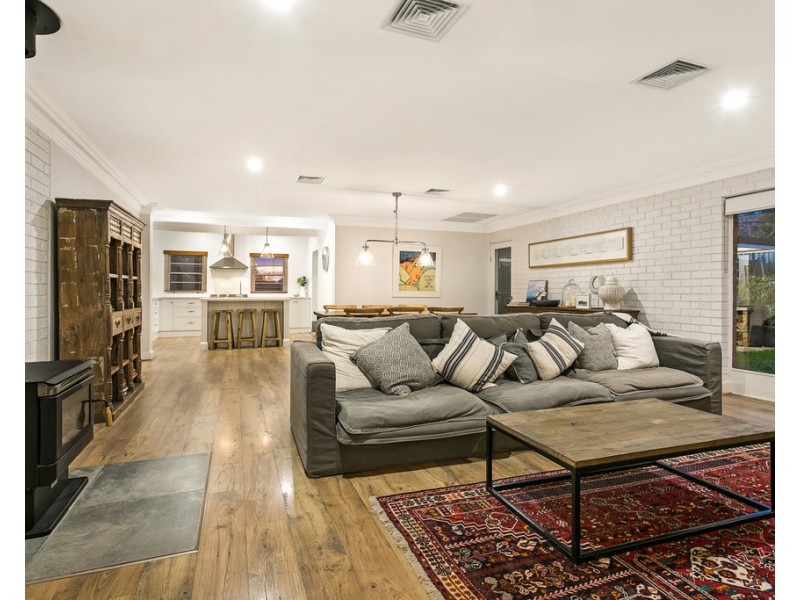 126 Upper Street, Tamworth NSW 2340