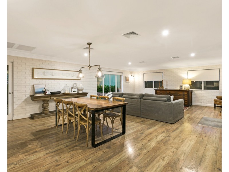 126 Upper Street, Tamworth NSW 2340