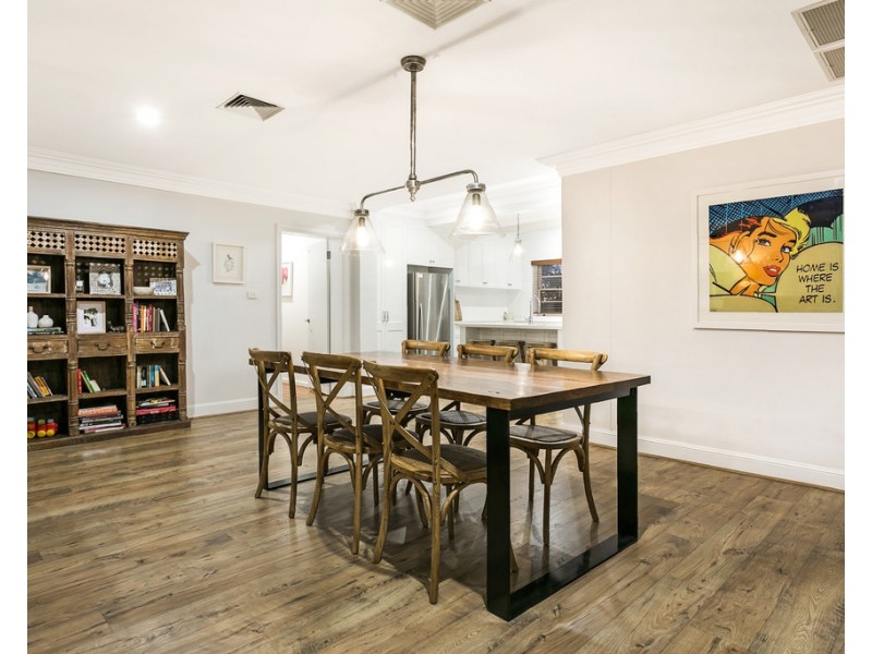 126 Upper Street, Tamworth NSW 2340