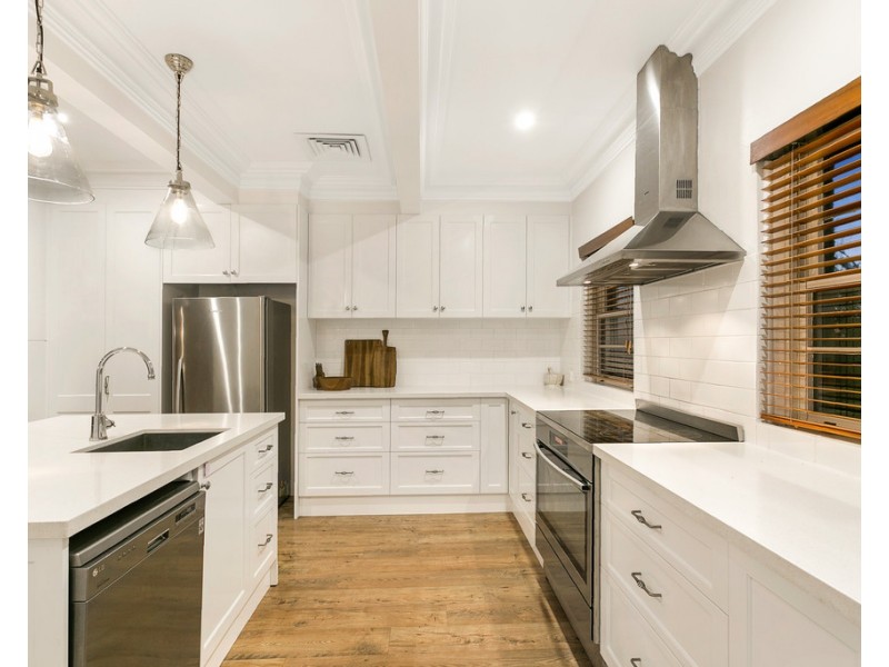 126 Upper Street, Tamworth NSW 2340