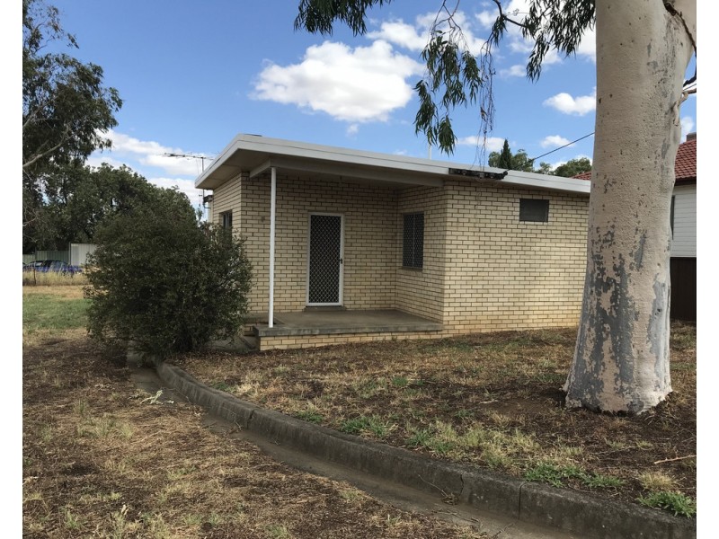 8 Crawford Street, Tamworth NSW 2340