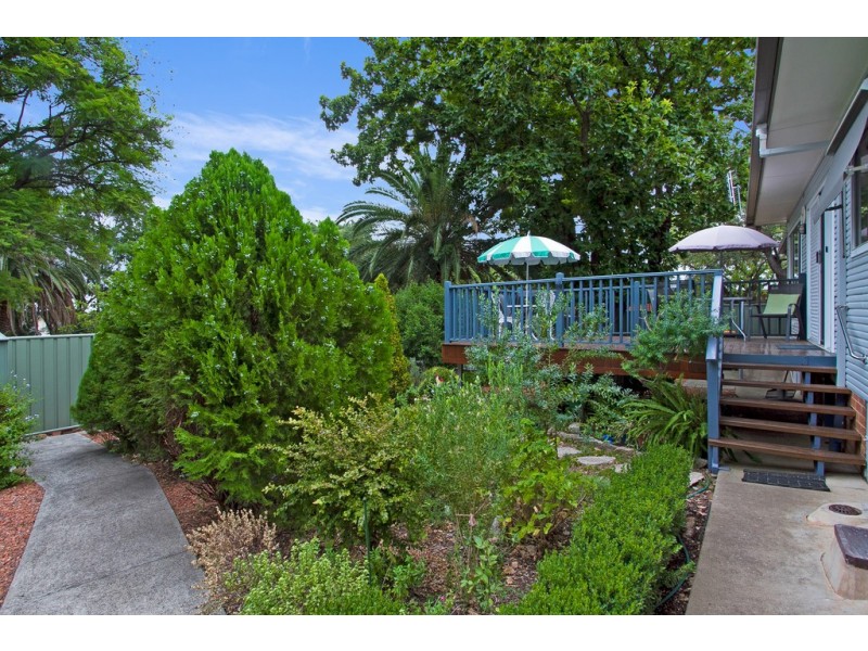 37 Dowell Avenue, Tamworth NSW 2340