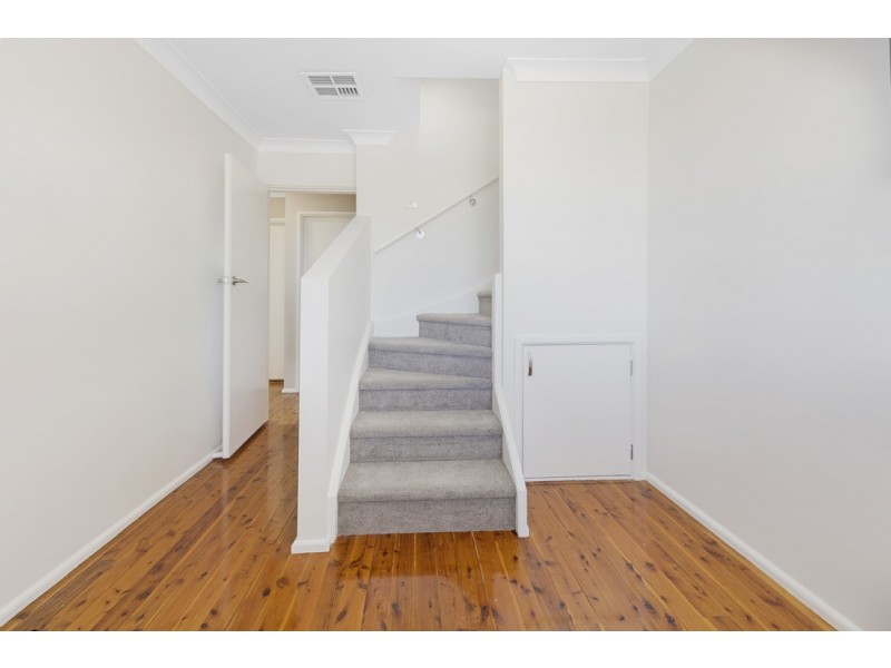 10 Dekalb Street, Tamworth NSW 2340