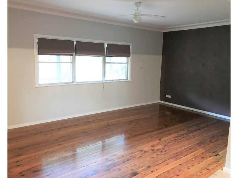 32 Hall Street, Tamworth NSW 2340