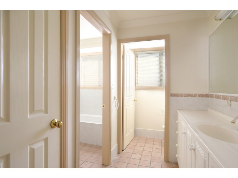 19 Wahroonga Drive, Tamworth NSW 2340