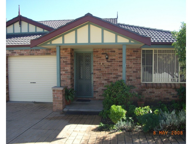 3/41 Crown Street, Tamworth NSW 2340