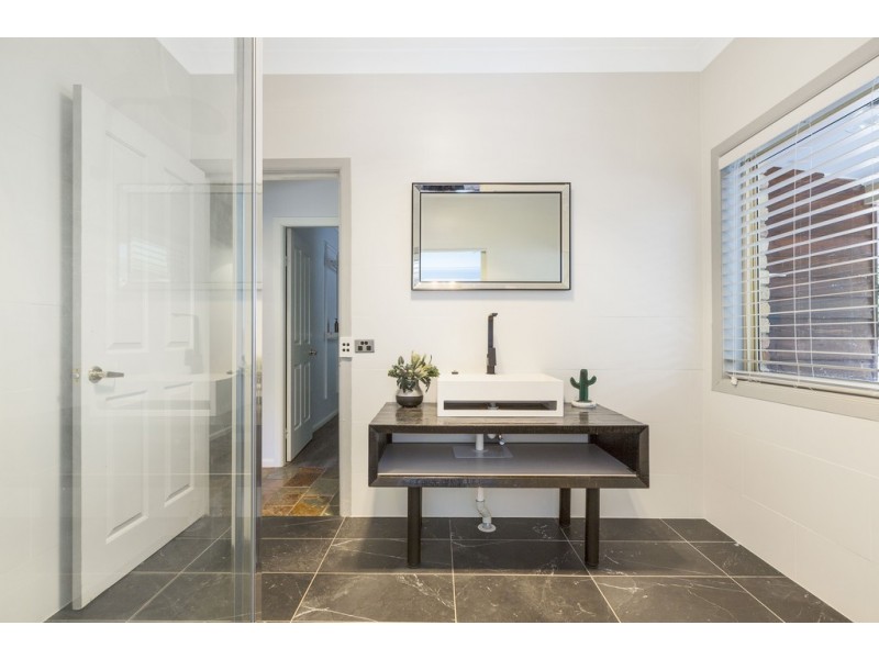 21 Nicole Place, Tamworth NSW 2340