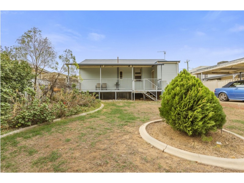 5 Peel Street, Tamworth NSW 2340