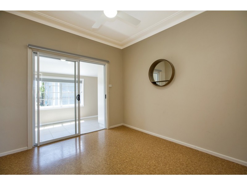 1 Swan Street, Tamworth NSW 2340