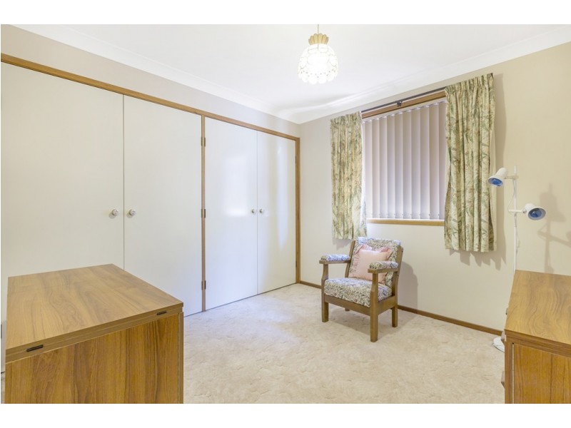 27 Windhover Crescent, Tamworth NSW 2340