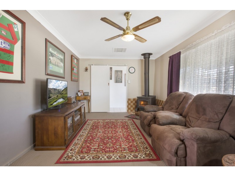 24 Cypress Street, Tamworth NSW 2340