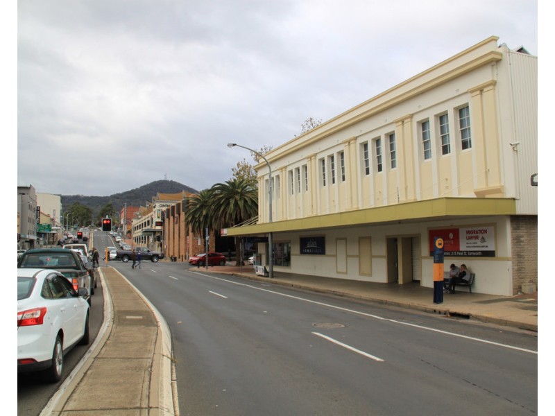 Level 1 / 315 Peel Street, Tamworth NSW 2340