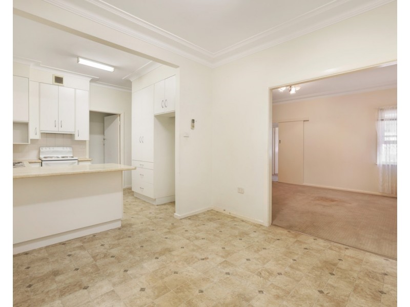 7 Kent Street, Tamworth NSW 2340