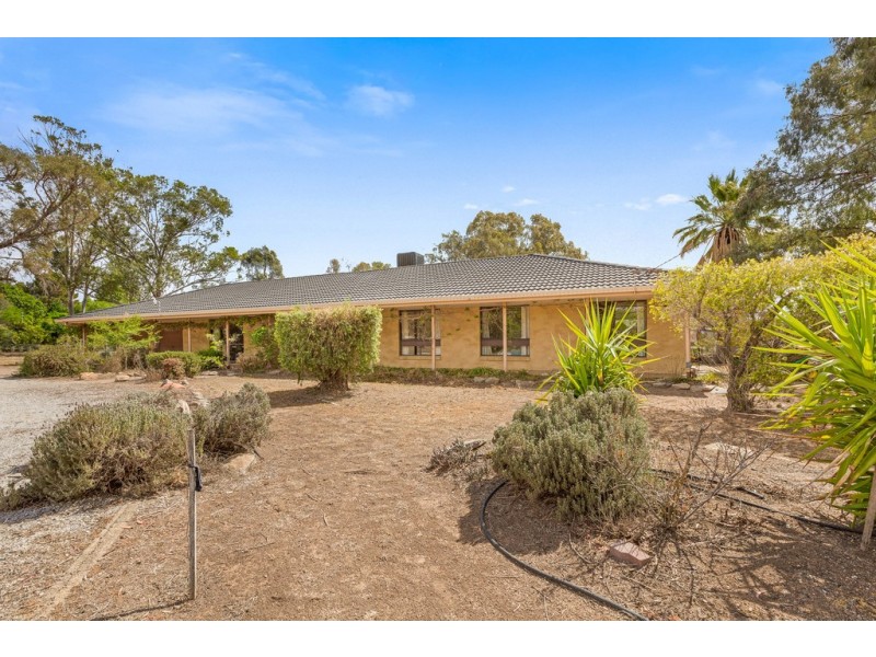 41 Kingswood Drive, Tamworth NSW 2340