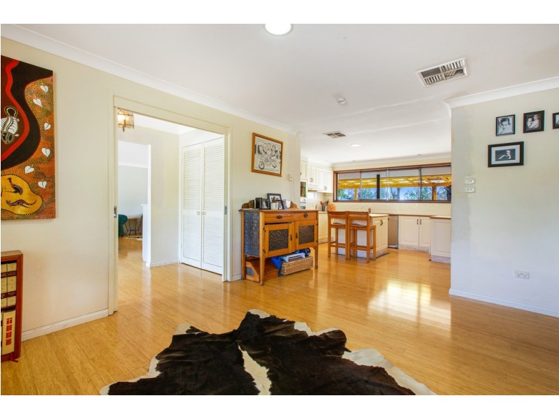 41 Kingswood Drive, Tamworth NSW 2340