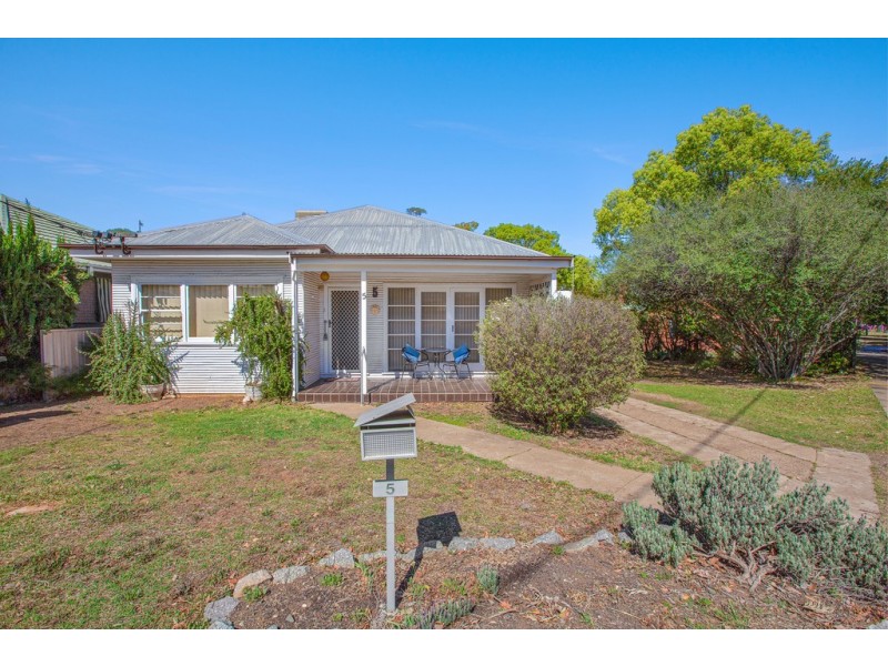 5 North Street, Tamworth NSW 2340
