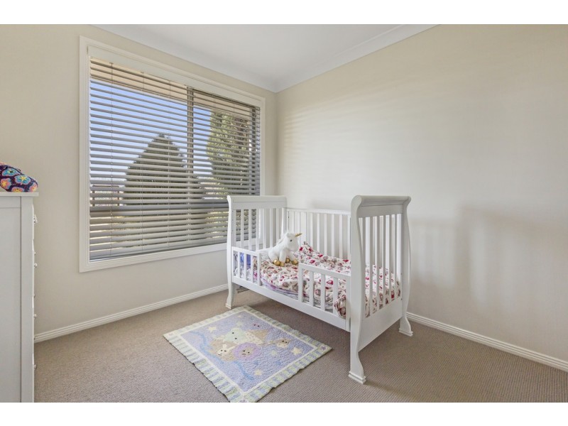 5 Sequoia Drive, Tamworth NSW 2340