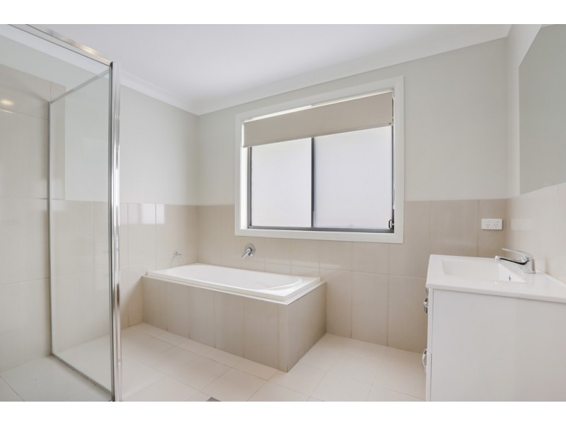 15 Appaloosa Place, Tamworth NSW 2340