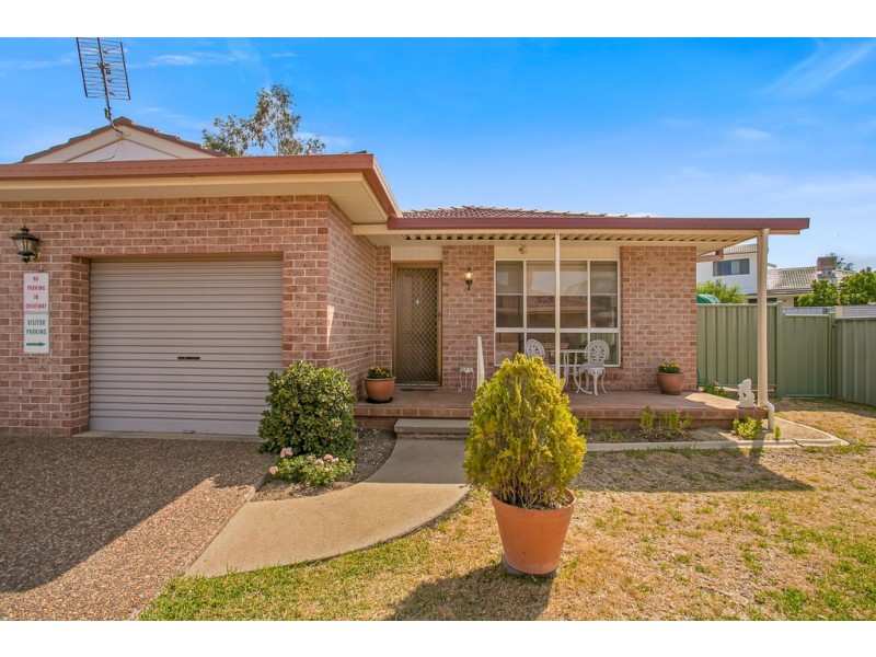 3/26A Baird Crescent, Tamworth NSW 2340