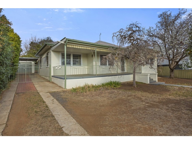 9 Janison Street, Tamworth NSW 2340