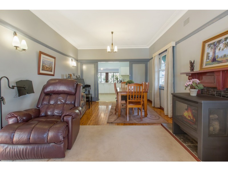 9 Janison Street, Tamworth NSW 2340
