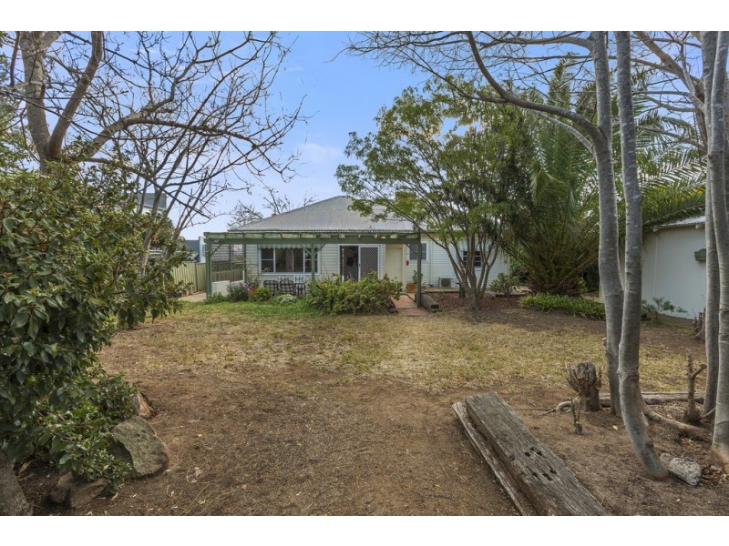 9 Janison Street, Tamworth NSW 2340